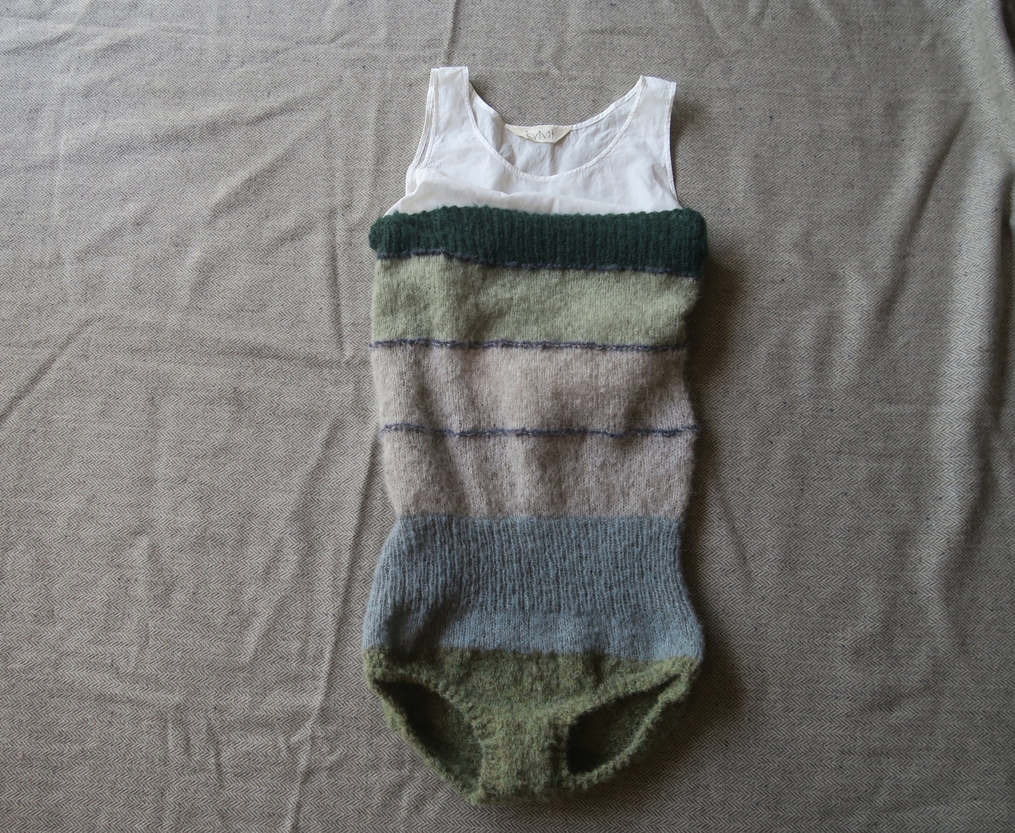 onnellinen pattern 97---outside and inside