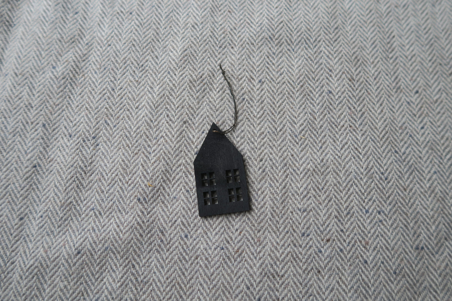 sweden----家の形のオーナメント