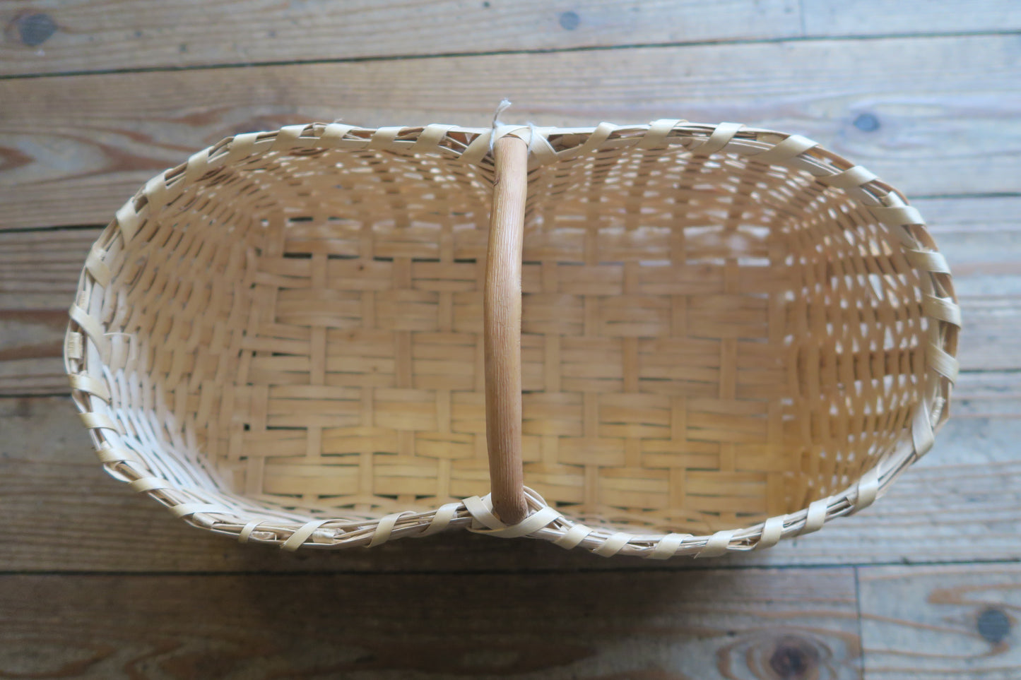 sweden----hazel baskets---Rune Svensson