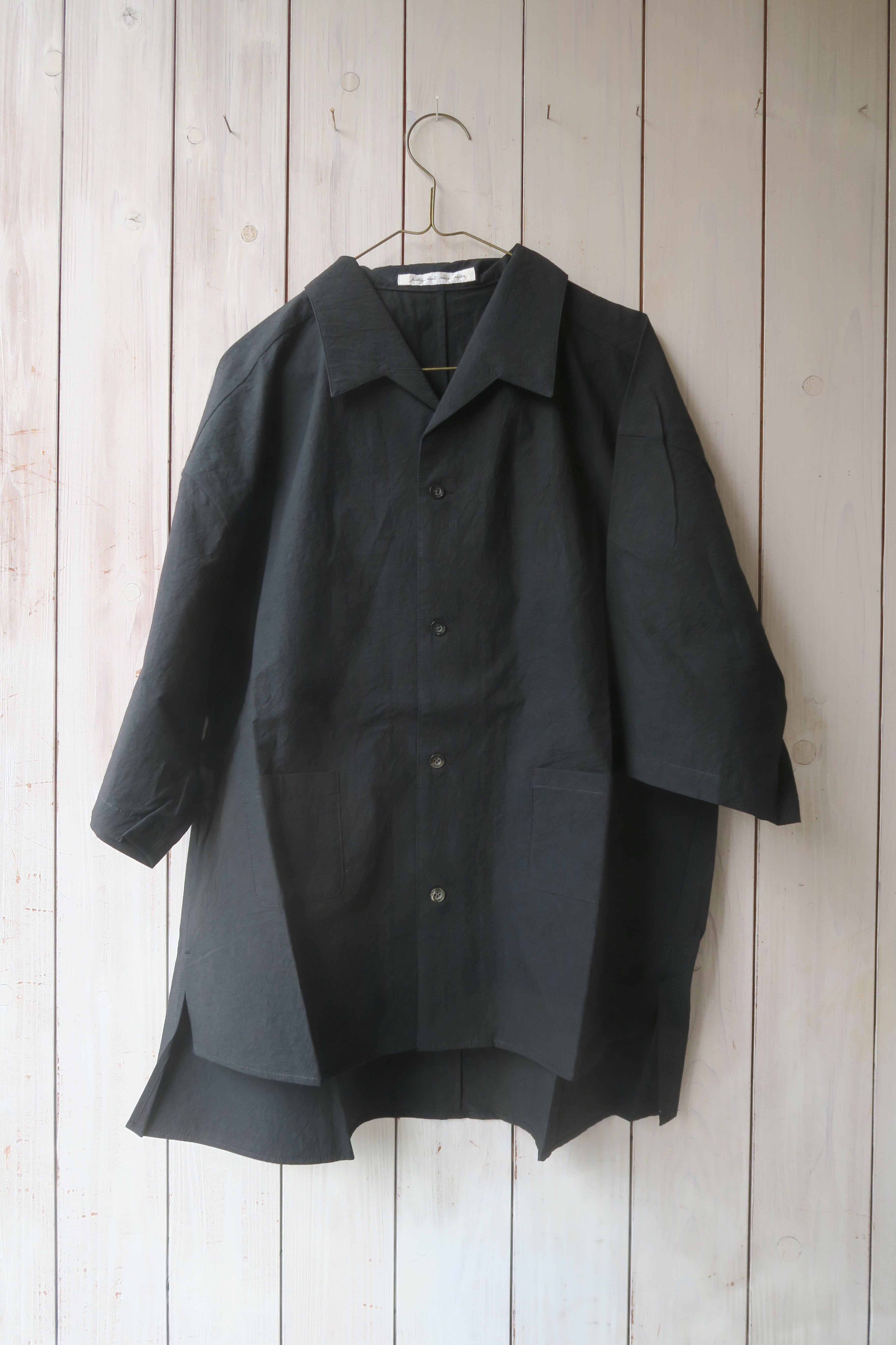 japan---半袖のシャツ---individualsentiments – onnellinen