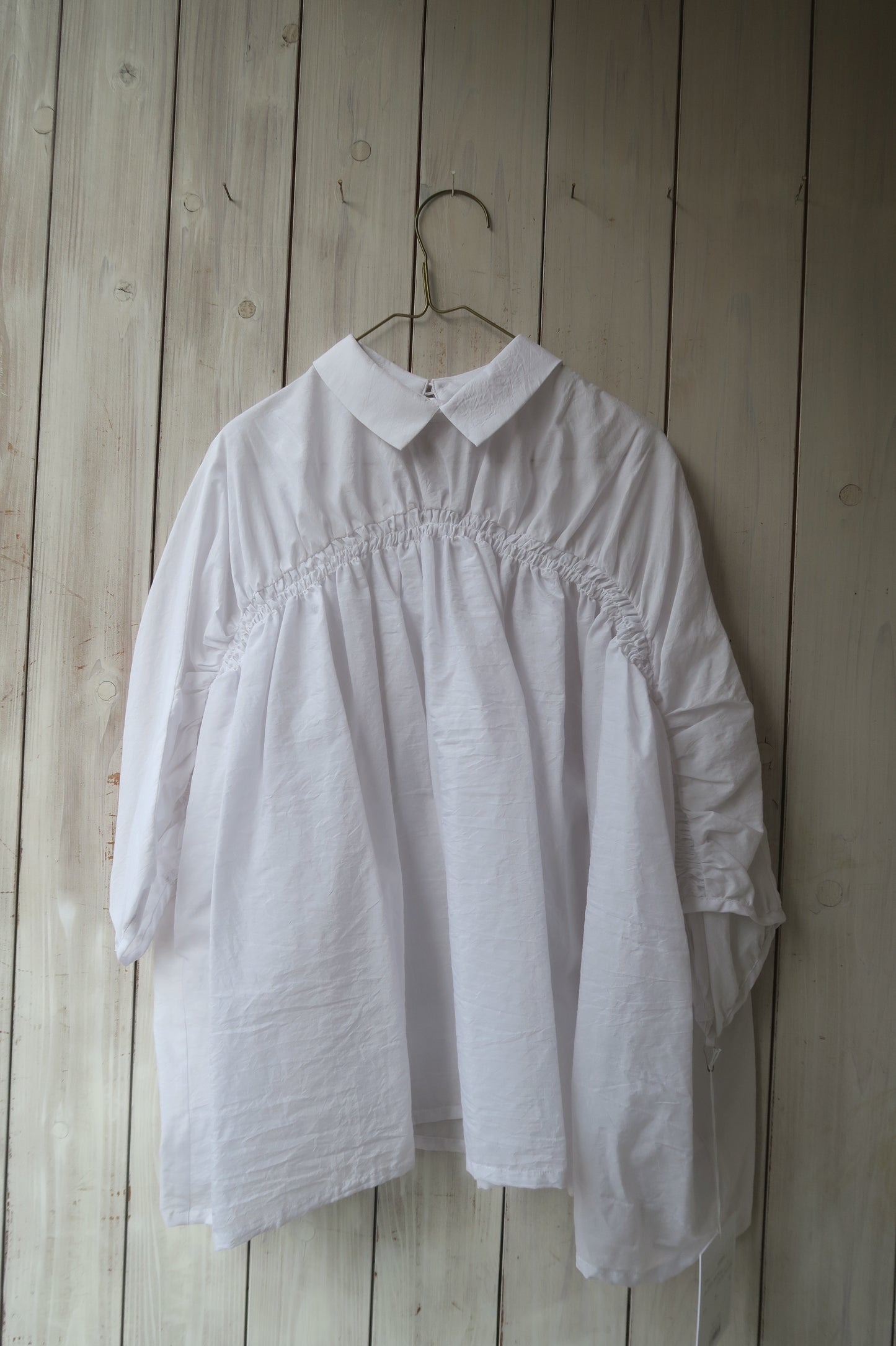 japan---シルク--シャーリングブラウスとタックパンツ--kijinoknaosei