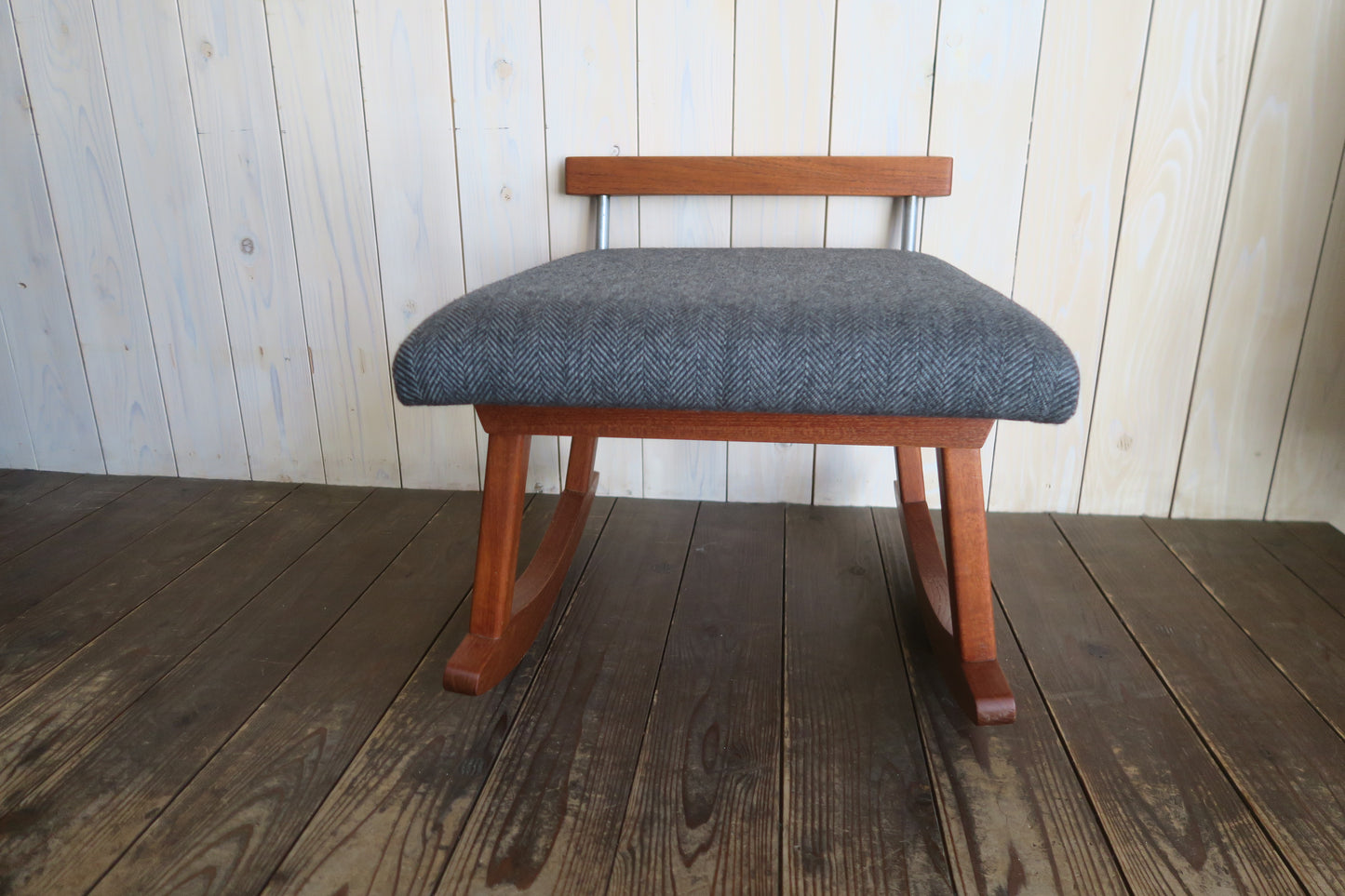 denmark vintage----low stool