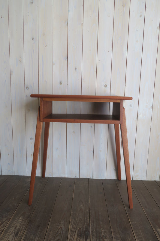 denmark vintage----side table