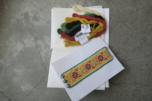 sweden ----classic pattern eｍbroidery kits－クロスステッチ